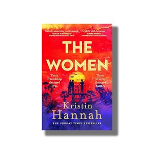 Women | Book Paperback (Kristin Hannah)