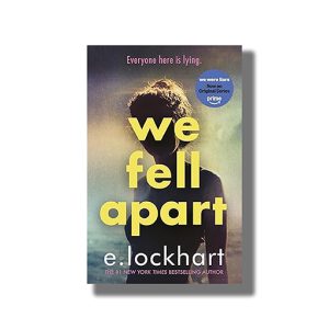 We Fell Apart | Return to the world of the TikTok sensation We Were Liars | Book Paperback (E Lockhart)